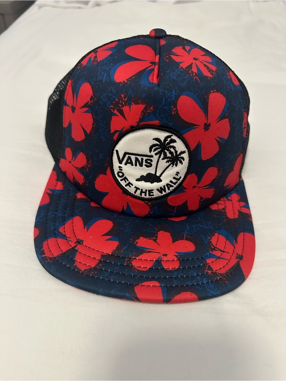 Vans Floral Mesh Trucker Hat - Red & Navy